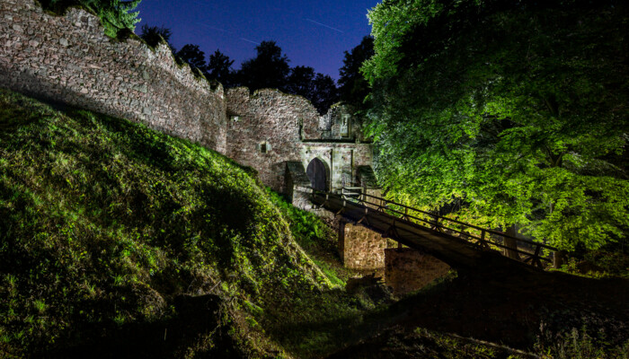 Litice - noční vstupní brána do hradu